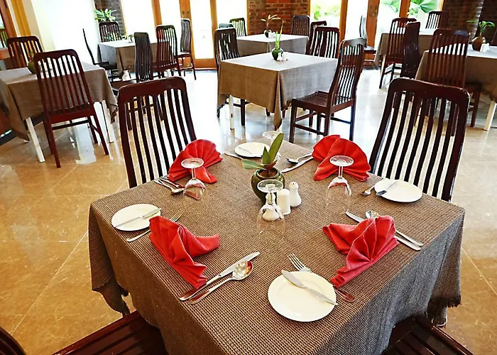 Raza Gyo Hotel